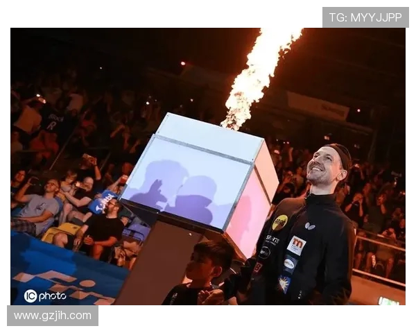 雨果夺冠夜见证传奇谢幕：与波尔合照，荣幸之至！